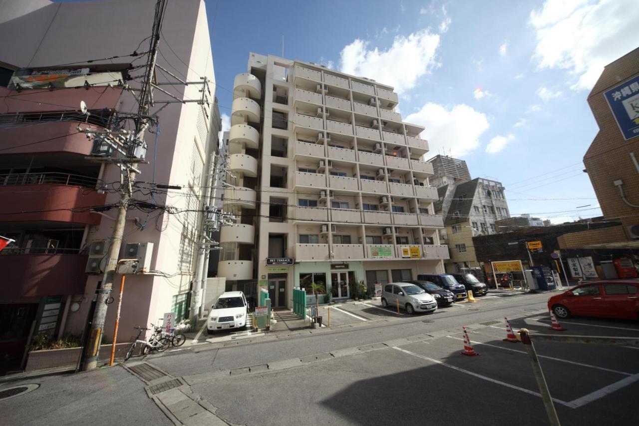 Sky Terrace Naha Apartment Bagian luar foto